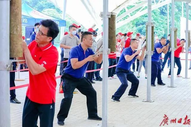 廣東農(nóng)墾隊胡忠華、楊秀文、熊朝云和海南農(nóng)墾隊黃鵬分列第2至5名