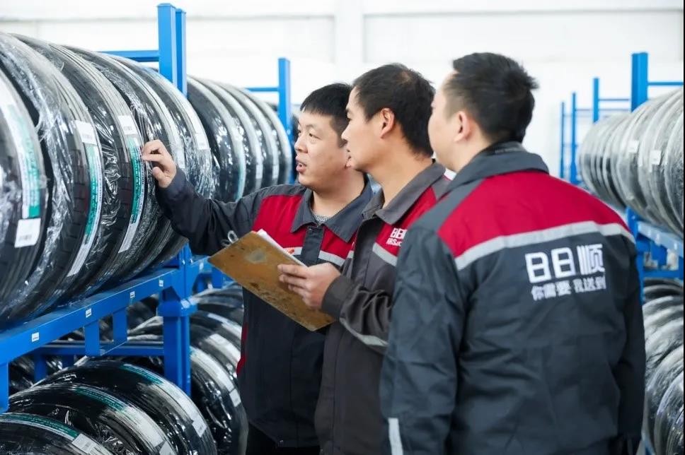 奔馳輪胎上海倉，正式啟用