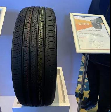 與同類型的普通輪胎相比，雙星“全防爆”安全輪胎更耐撞、耐刮