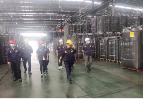 　審核過程氛圍融洽，專家在審核過程中細(xì)致認(rèn)真